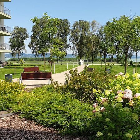 Lelle Resort B21 Balatonlelle Exteriör bild