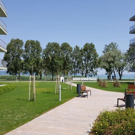 Lelle Resort B21 Balatonlelle Exteriör bild